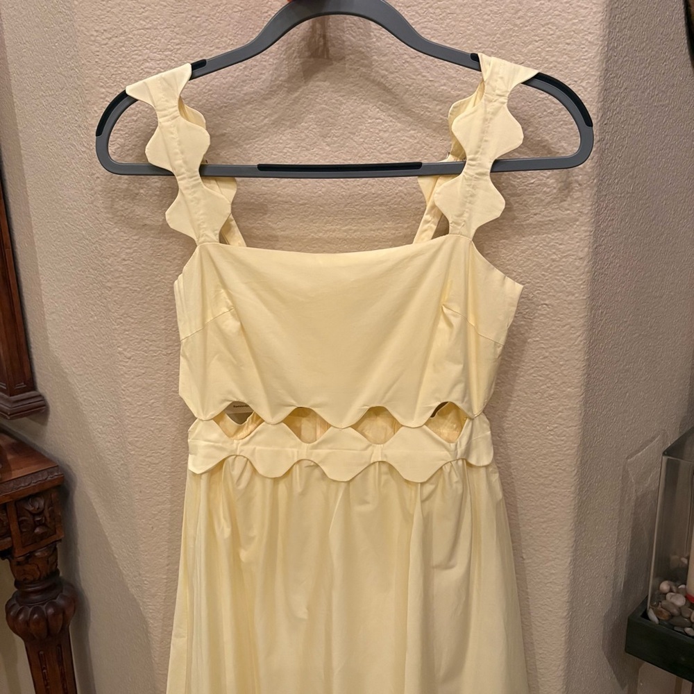 NWT~PETAL & PUP Yellow Sleeveless Dixie Scalloped Cutout Maxi Dress Size XS - Picture 2 of 9
